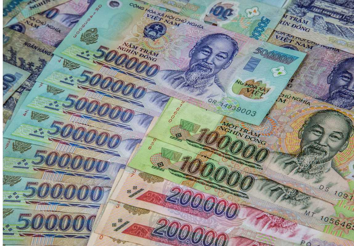 Top Places to Exchange VND in Paris - Money Exchange | MoneyMo